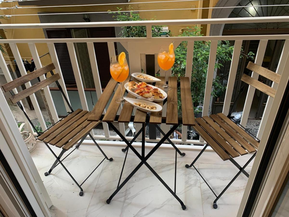 Donn'Anna Naples City Center Экстерьер фото
