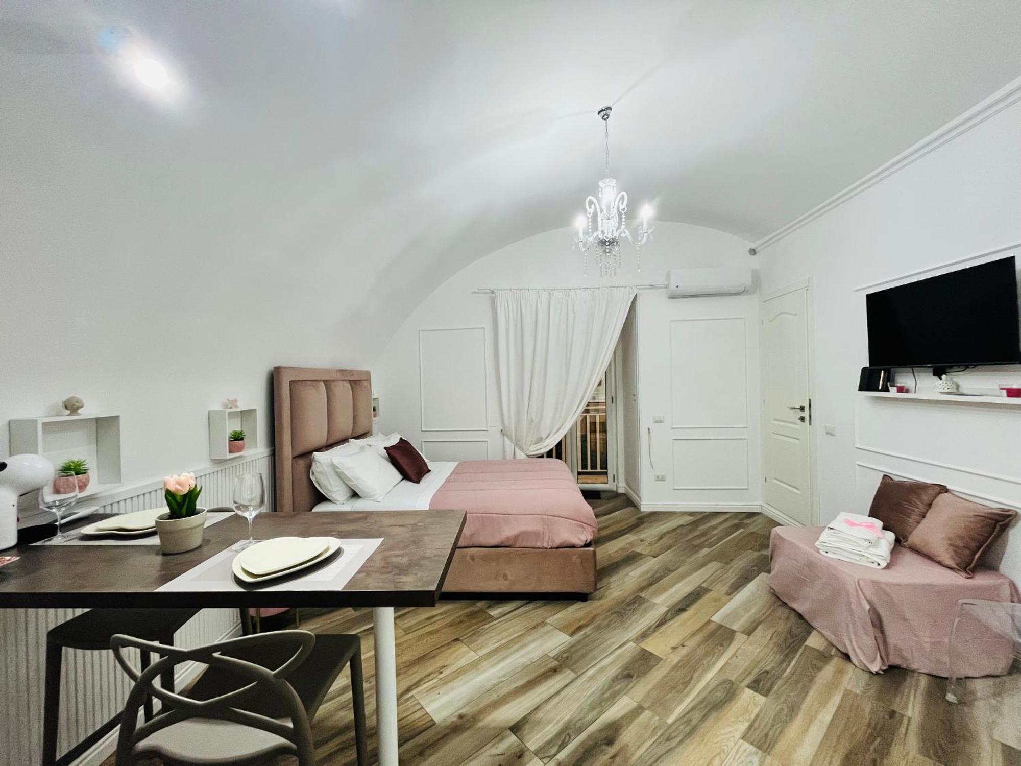 Donn'Anna Naples City Center Экстерьер фото