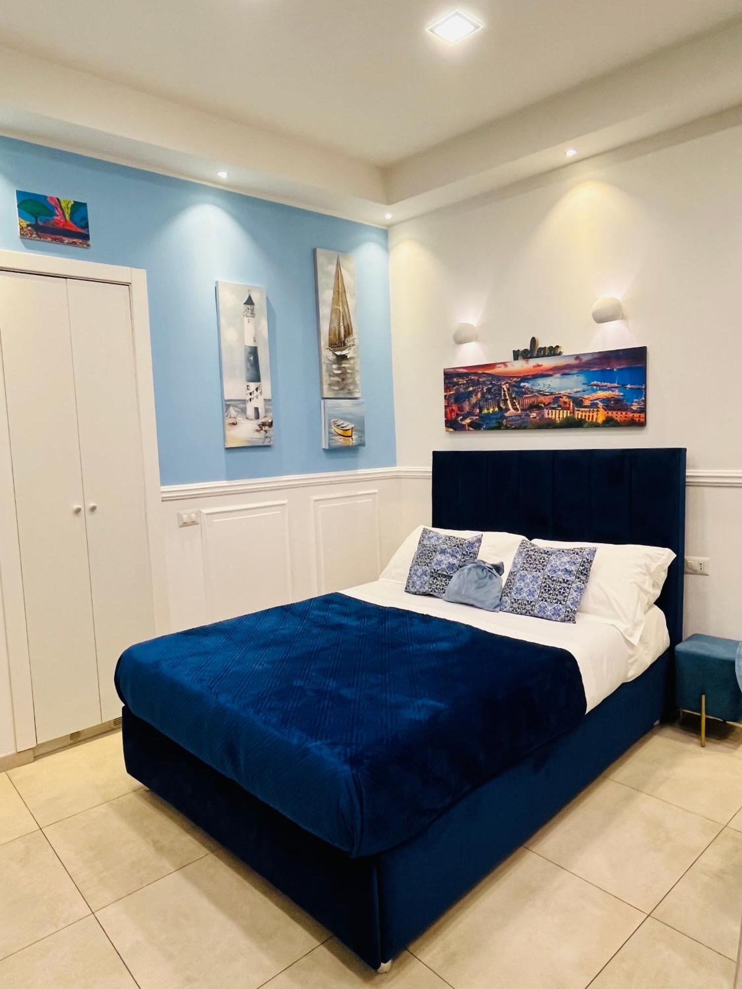 Donn'Anna Naples City Center Экстерьер фото