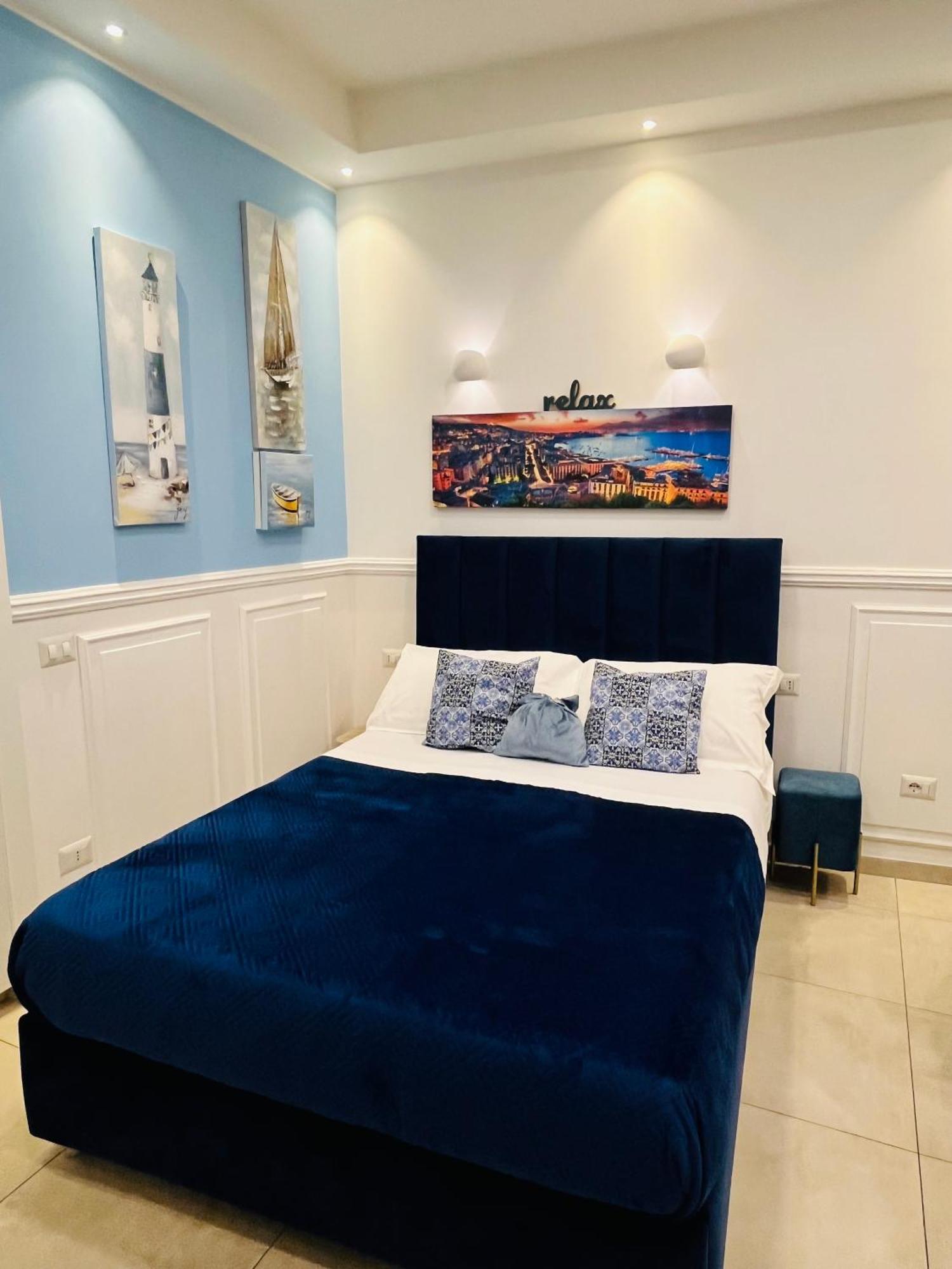 Donn'Anna Naples City Center Экстерьер фото